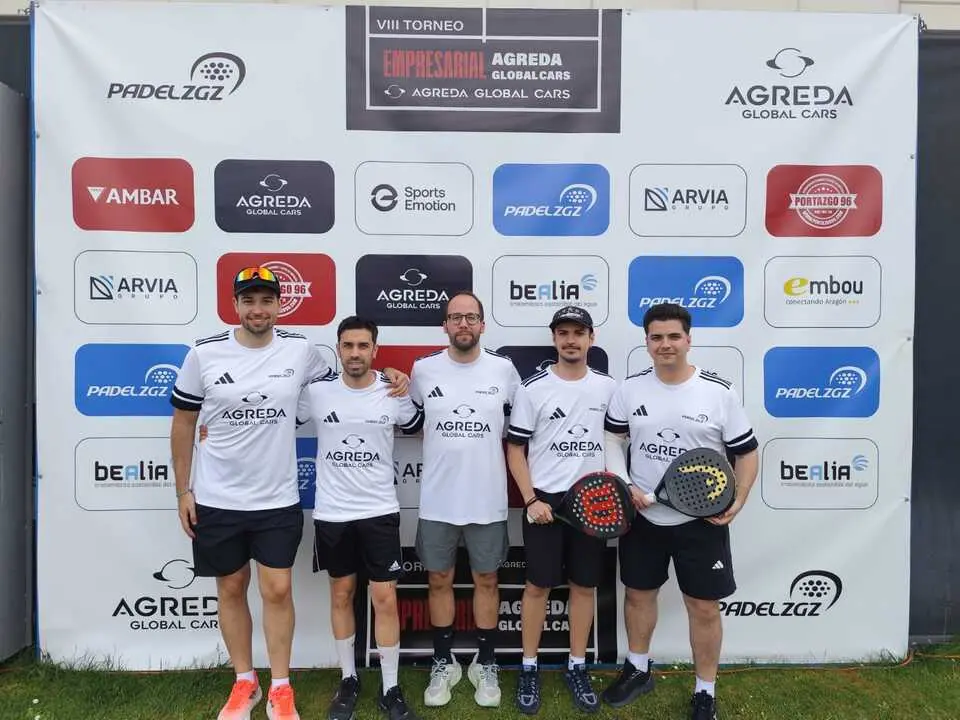 EN IM&Aacute;GENES |  Jornada Final del VIII Torneo Empresarial &Aacute;greda Global Cars 2026 de P&aacute;del Zaragoza