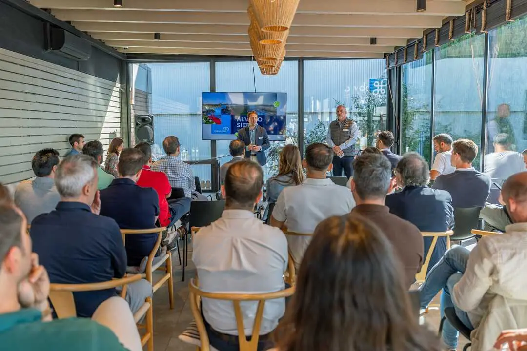 P&aacute;del Zaragoza presenta su Club de Empresas junto a Grupo Arvia