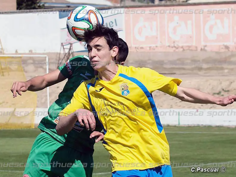 El Almud&eacute;var se enfrenta al Caspe despu&eacute;s de golear al Cuarte (5-0) | Foto: sporthuesca.com - C.Pascual