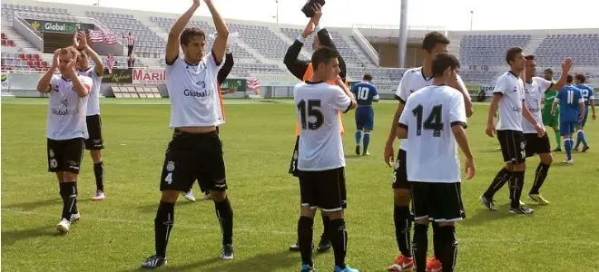 El Conquense aplaude a su afici&oacute;n | Foto: eldigitaldeportivo.es