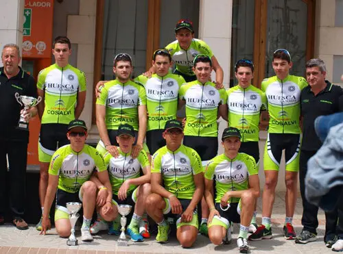 Huesca La Magia recog&iacute;a el premio a mejor equipo | Foto: Huesca La Magia