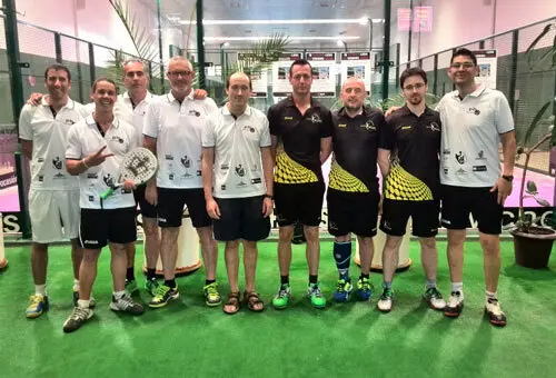 Integrantes de los equipos de Punto P&aacute;del 'B' y Club P&aacute;del Barbastro | Foto: Punto P&aacute;del