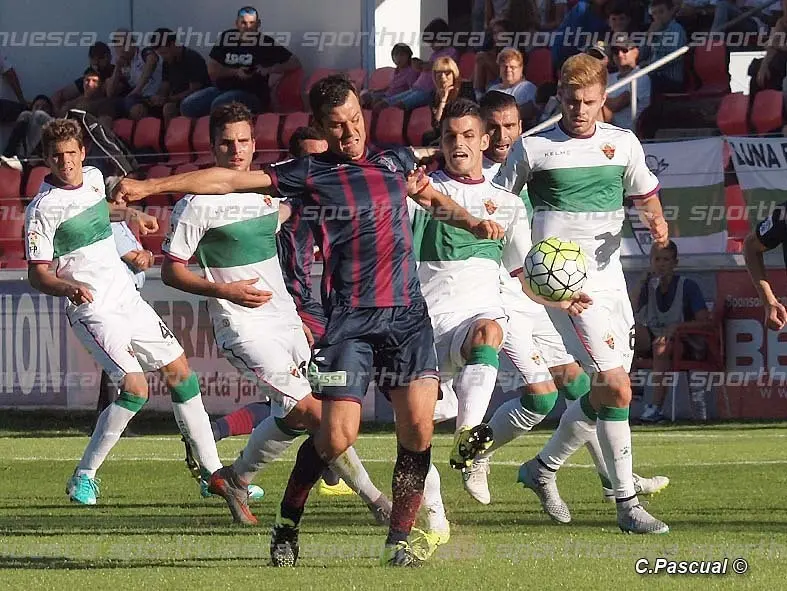 Camacho, el azulgrana que m&aacute;s veces se ha enfrentado al Elche | Foto: C.Pascual