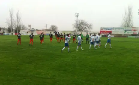 Imagen justo antes de arrancar el encuentro | Foto: @CDSarinena