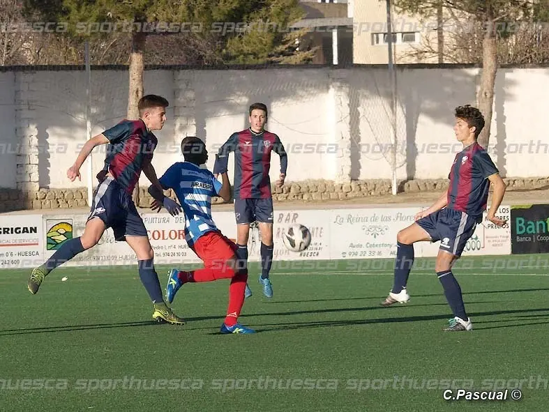 El f&uacute;tbol base del Huesca va a sufrir un crecimiento exponencial | Foto: C.Pascual