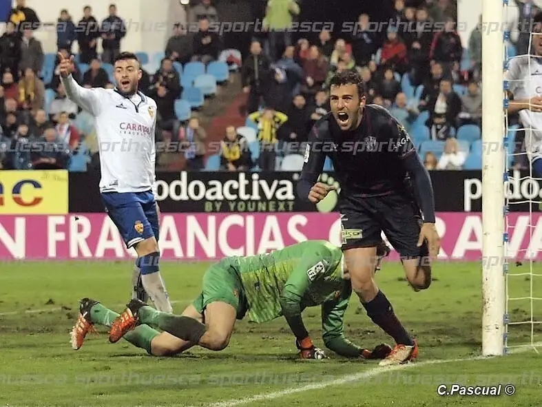 El Huesca logr&oacute; rescatar un punto de su &uacute;ltima visita a La Romareda | Foto: Carlos Pascual