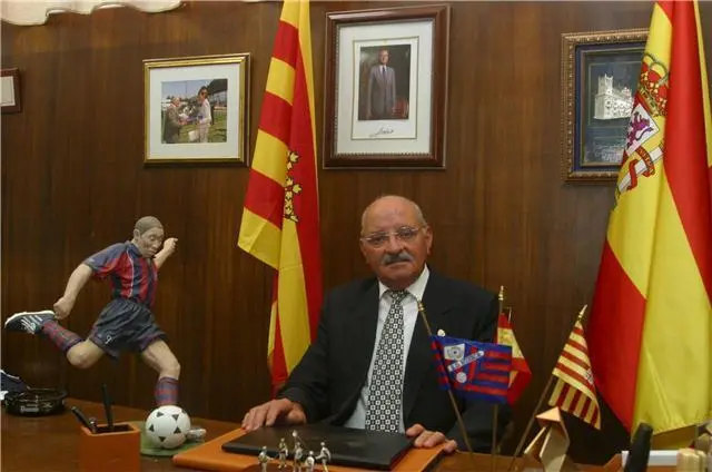 Jes&uacute;s Vi&ntilde;uales en su despacho de El Alcoraz | Foto: Diario del Alto Arag&oacute;n