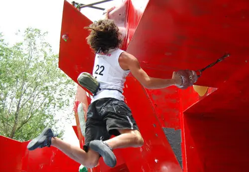 Imagen de Escalada en Bloque | Foto: Pe&ntilde;a Guara