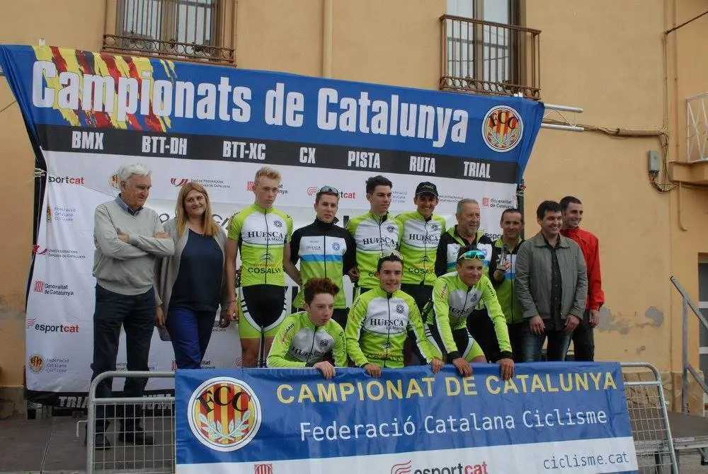 Imagen del equipo en el Campeonato de Catalu&ntilde;a.
