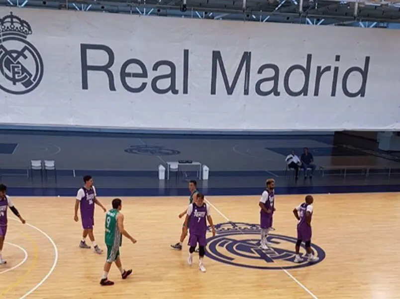 Imagen durante el partido | Foto: @TodoRMbasket