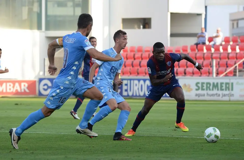 Bambock jug&oacute; en El Alcoraz | Foto: Girona FC
