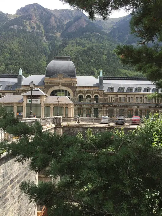 Estaci&oacute;n de Canfranc | Foto: pasionporeltri.com