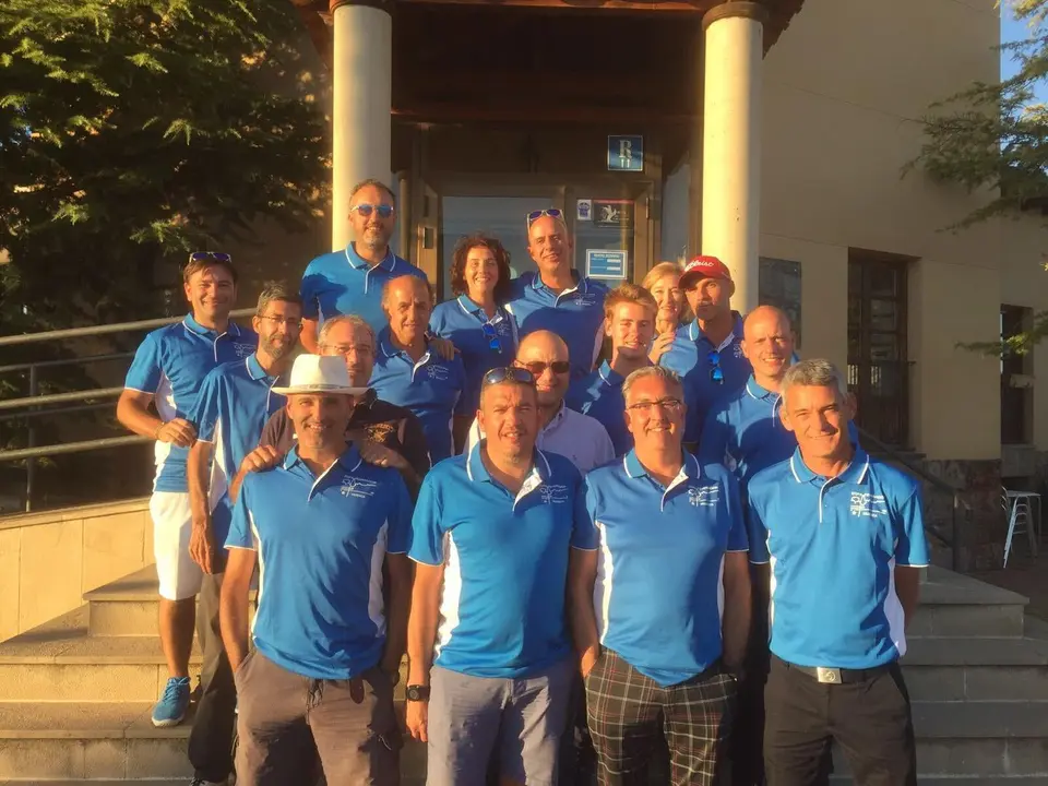 Integrantes del equipo de Golf Guara en la Copa Federaci&oacute;n Interclubes | Foto: Golf de Guara