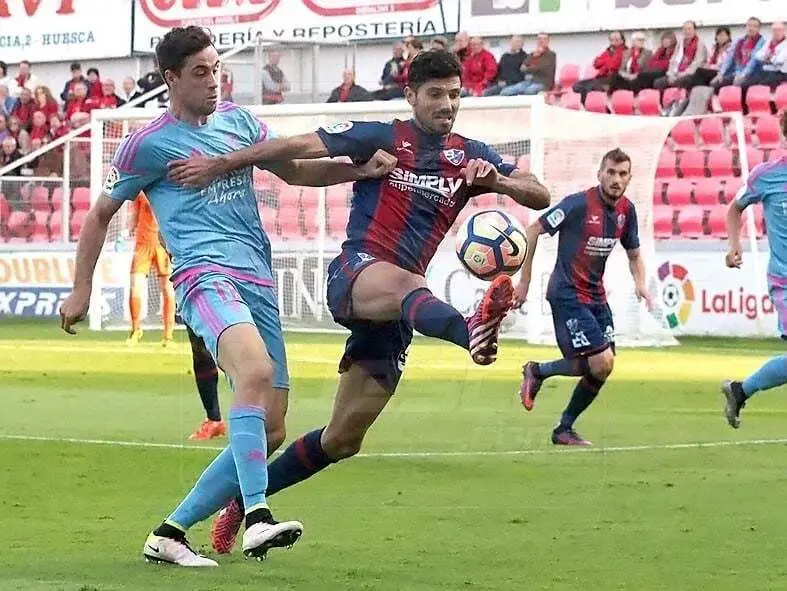 Imagen durante el partido entre Huesca y Mirand&eacute;s | Foto: sporthuesca.com
