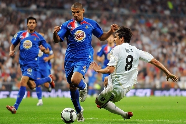 Cata D&iacute;az pugna con Kaka' en el Bernab&eacute;u | Foto: gettyimages