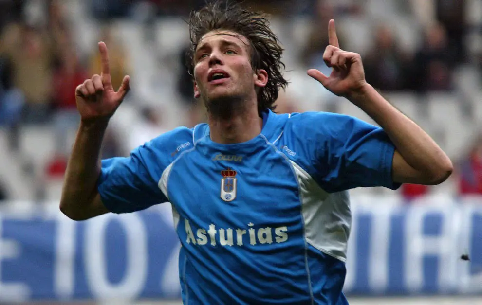 Michu celebra un tanto con el Oviedo | Foto: Diario Marca.