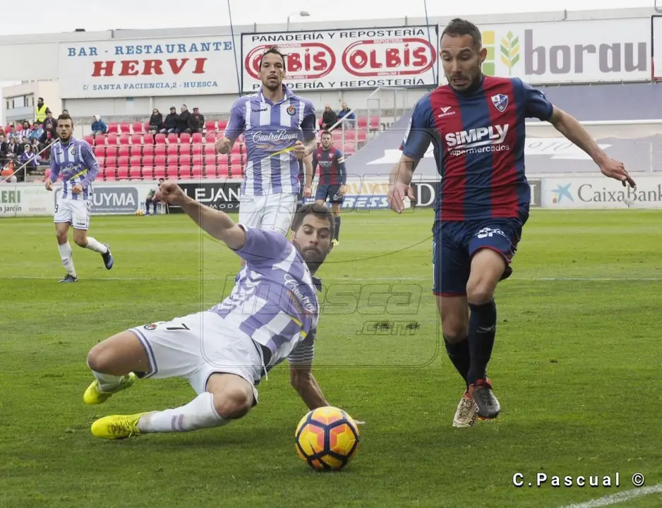 David Ferreiro volvi&oacute; al 11 inicial y no defraud&oacute; con su gol | Foto: C.Pascual
