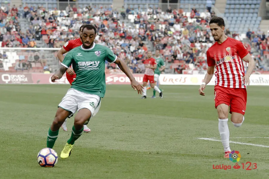 Almer&iacute;a ser&aacute; la primera parada del Huesca en una semana fren&eacute;tica | Foto: LaLiga