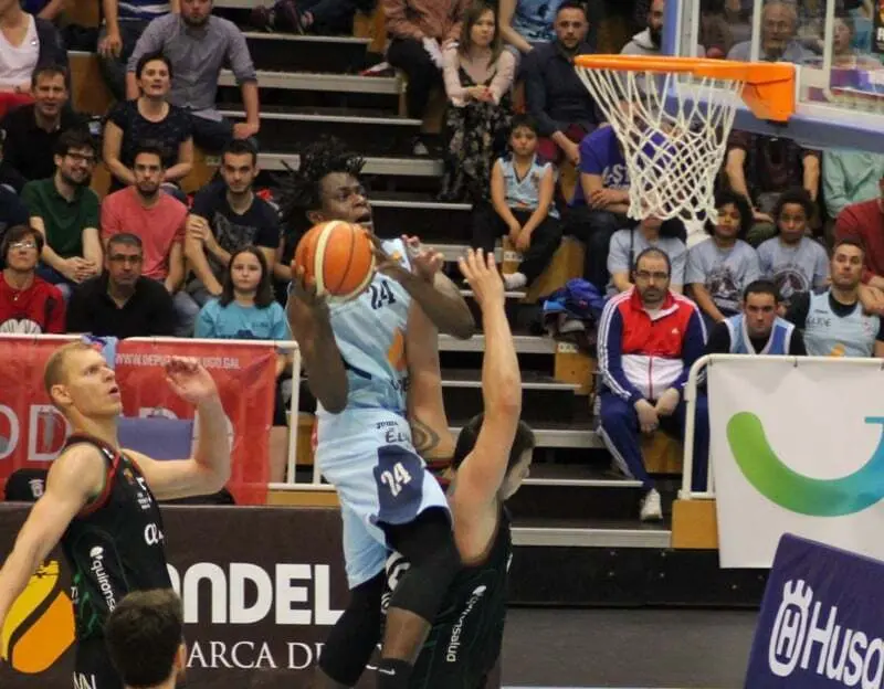 Breog&aacute;n, col&iacute;der y equipo m&aacute;s en forma, jugar&aacute; las tres &uacute;ltimas jornadas fuera de su cancha | Foto FEB