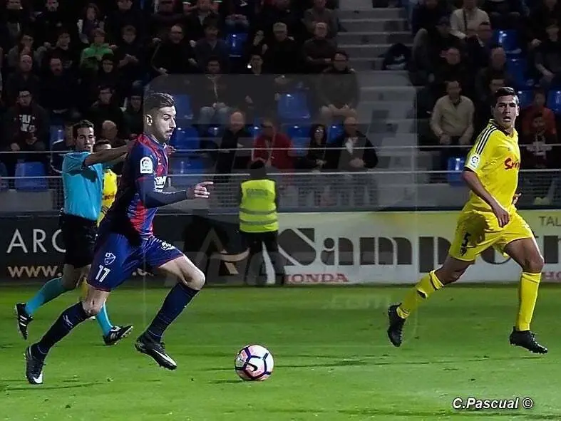 Vadillo volvi&oacute; a jugar con la el&aacute;stica azulgrana ante el C&aacute;diz | Foto: C.Pascual