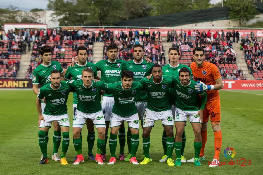 Alineaci&oacute;n del Huesca en Girona | Foto: LFP