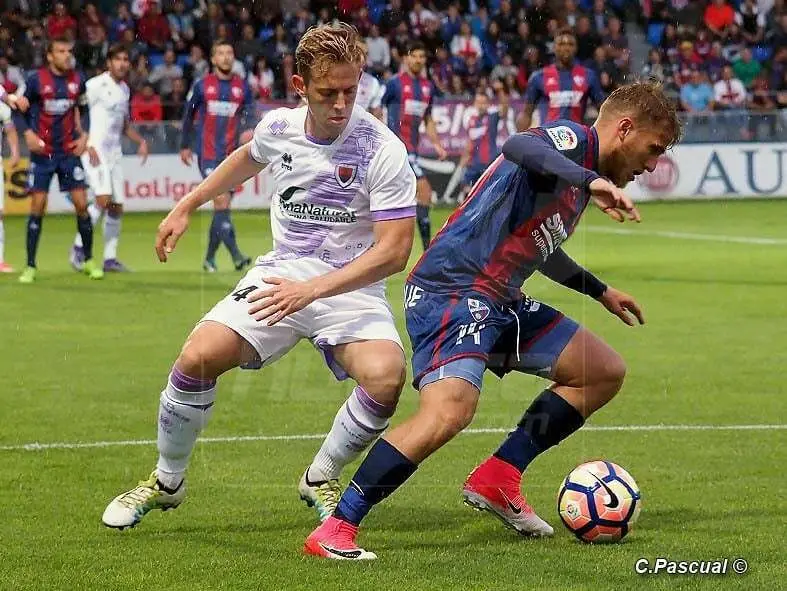 Samu Saiz durante el partido  / Foto: C.Pascual