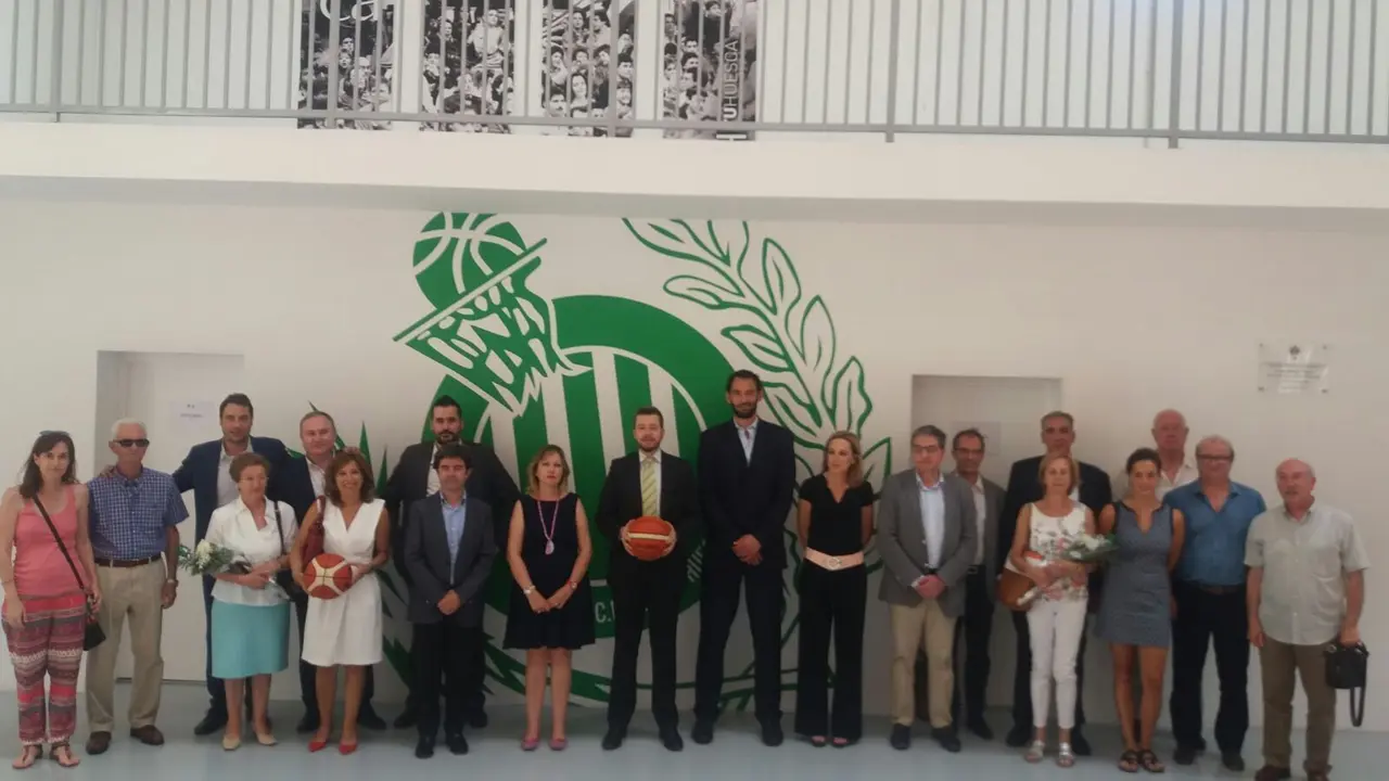 Imagen durante la presentaci&oacute;n | Foto: SPORTHUESCA