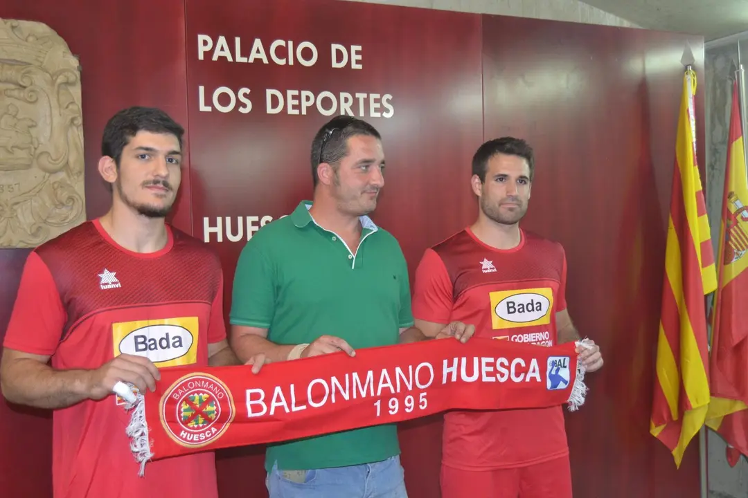 De izquierda a derecha Zungri, Ib&aacute;&ntilde;ez y P&eacute;rez. Foto: Sporthuesca