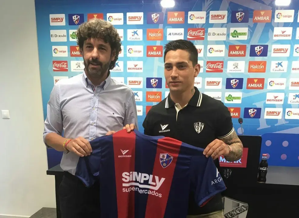 El atacante argentino es otro delantero con el que cuenta Rubi | Foto: Edgar Navarro - sporthuesca.com