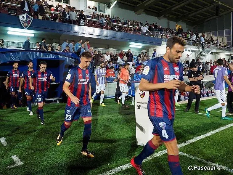 Algunos jugadores de la plantilla azulgrana se encuentran en un segundo plano | Foto: