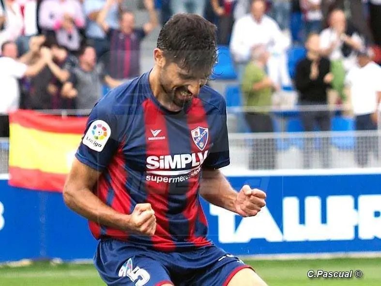 El s&aacute;bado, Juan Aguilera jugar&aacute; contra varios de sus ex compa&ntilde;eros de la SD Huesca. | Foto: C.Pascual