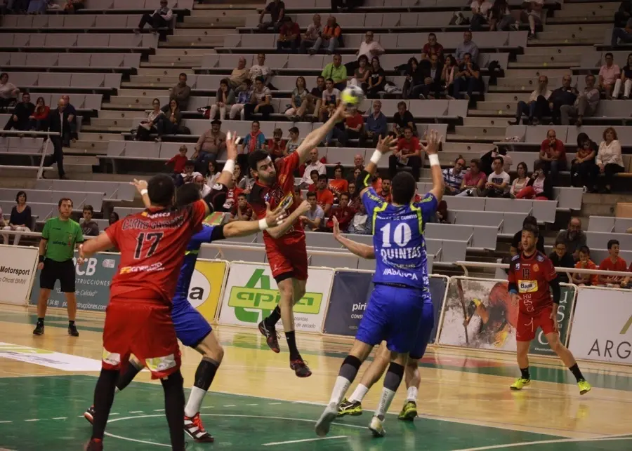 Imagen durante el partido | Foto: Miguel Rodellar