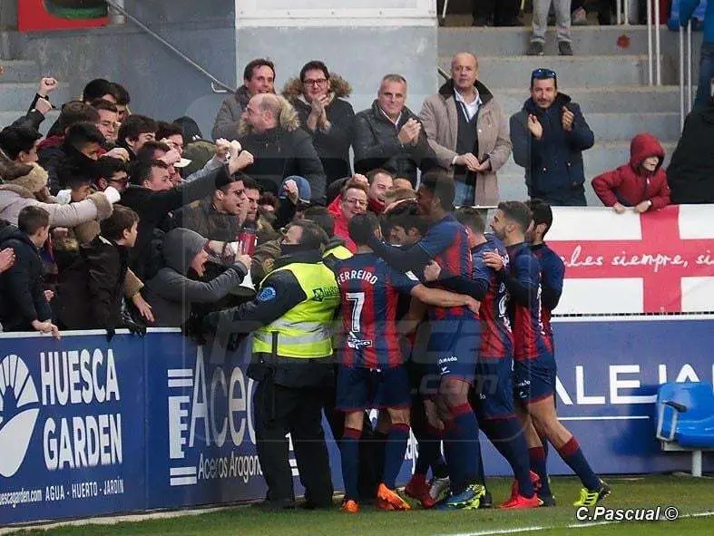 La SD Huesca tiene en su mano su ascenso a la m&aacute;xima divisi&oacute;n | Foto: C.Pascual