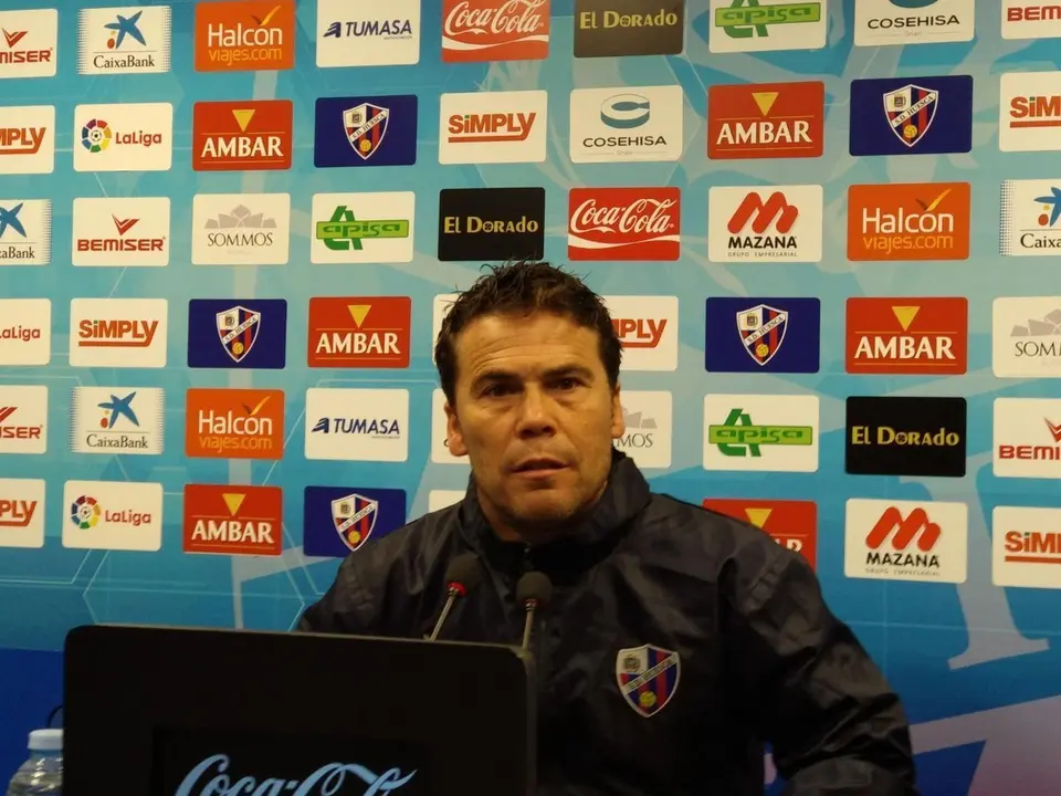 Rubi se mostr&oacute; contento con la actuaci&oacute;n de su equipo ante el C&oacute;rdoba | Foto: Antonio Escar