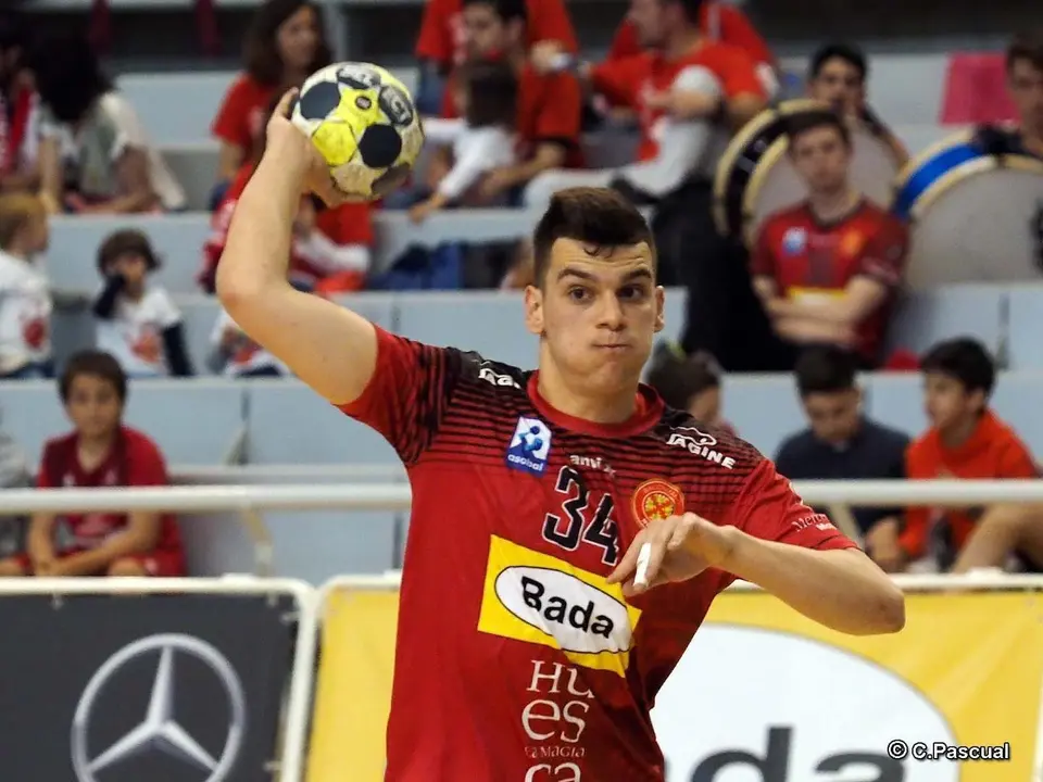 Miguel Malo, en la imagen, en el partido disputado contra Cangassufre una lesi&oacute;n en un dedo de su pie derecho. Foto: C.Pascual

