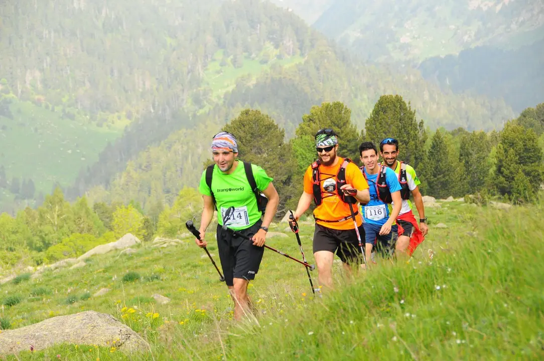 Corredores durante la edici&oacute;n de 2018 del Gran Marat&oacute;n Monta&ntilde;as de Benasque. Foto: GMMB