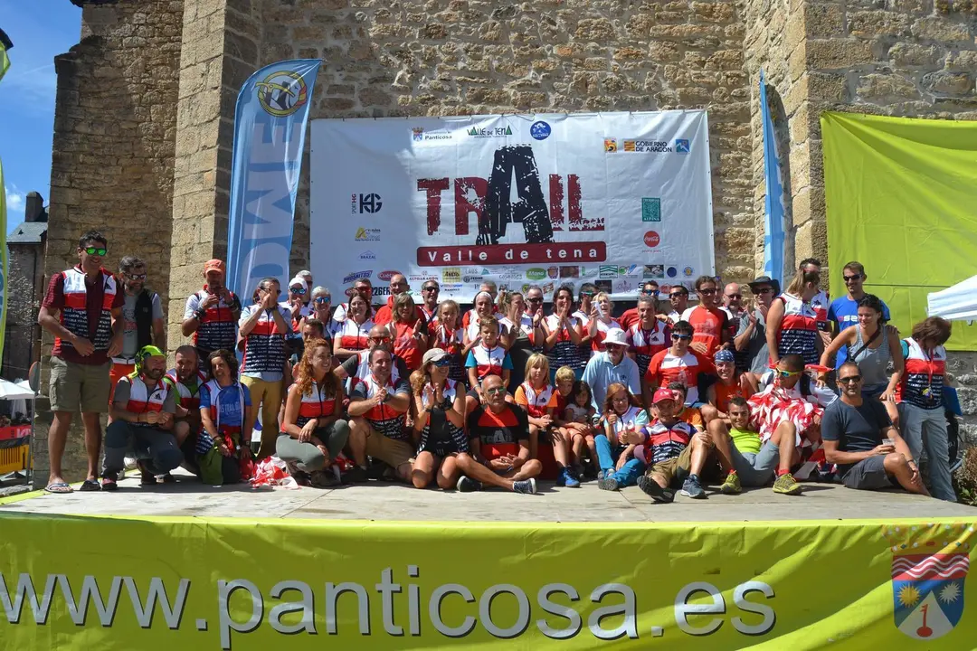 Los voluntarios han vuelto a jugar un papel determinante en el buen funcionamiento del Trail Valle de Tena. Foto: Sportaragon