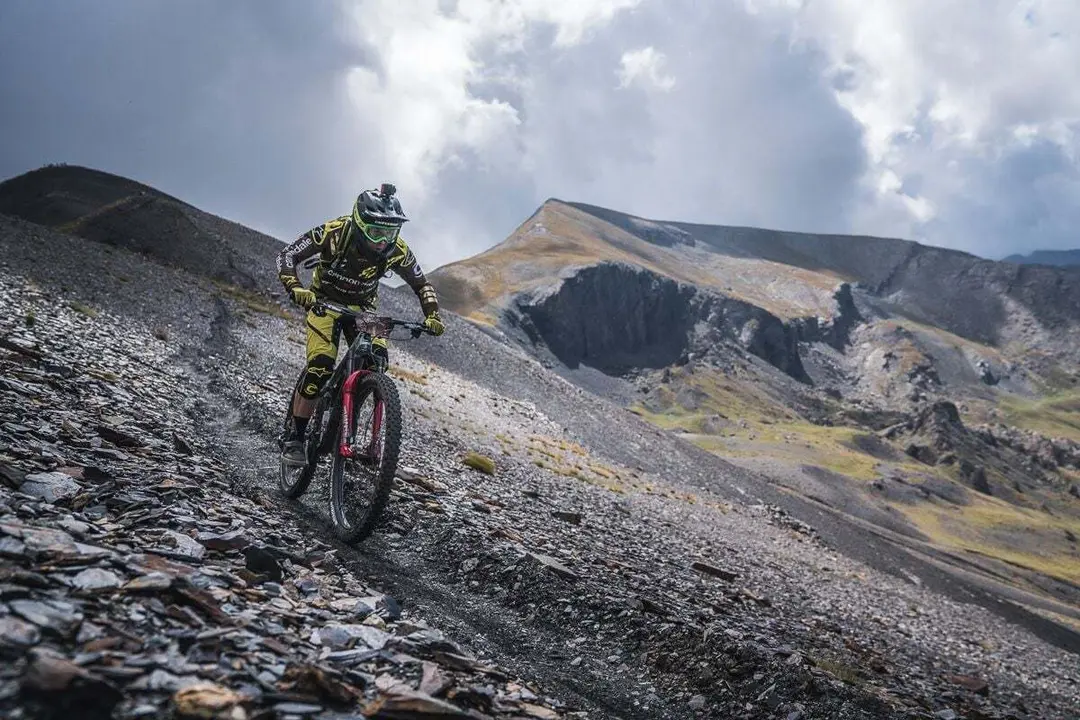 Jerome Clementz, durante un descenso de la cuarta etapa. Foto: Kike Abeilla
