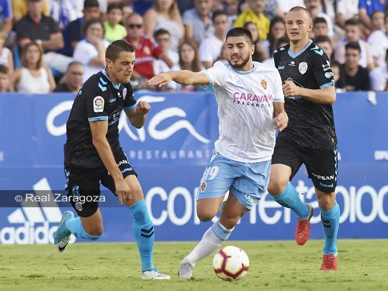 Papu con la camiseta del Real Zaragoza. | Foto: Tino Gil, Real Zaragoza