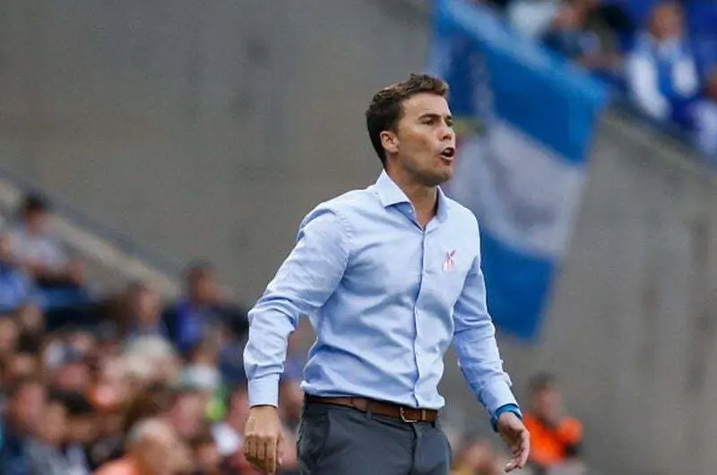 Rubi dirige al Espanyol durante un partido | Foto: LFP