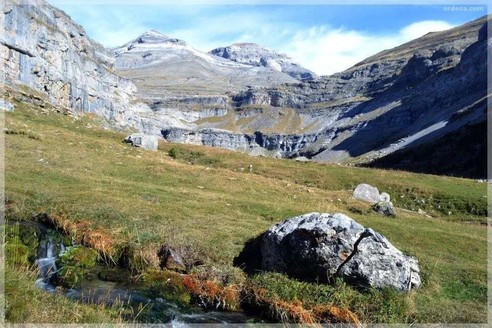 El Parque Nacional de Ordesa luce precioso tambi&eacute;n en Oto&ntilde;o.