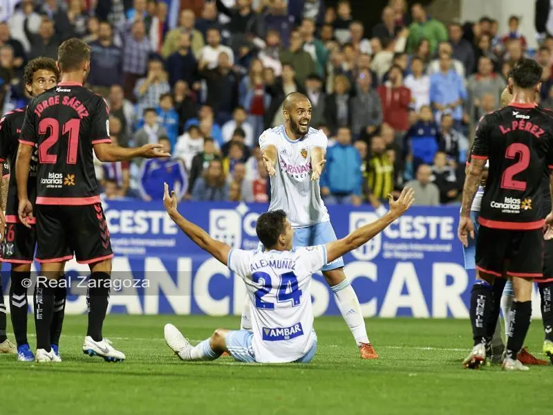 Verdasca y Mu&ntilde;oz han sido desbancados por Guiti&aacute;n y Dorado. Foto: Real Zaragoza