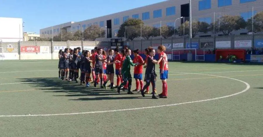 El Zaragoza CFF en su partido ante el Son Sardina. Foto: Zaragoza CFF.