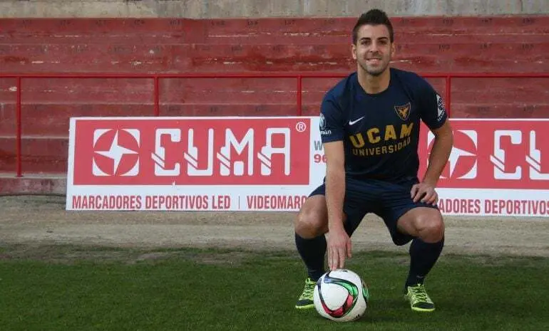 Julio de Dios en su etapa como jugador del UCAM Murcia.