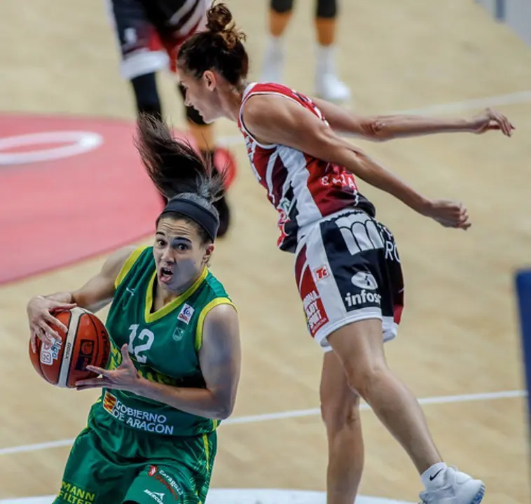 Brittany Brown ser&aacute; pieza fundamental para optar al triunfo. Foto: FEB