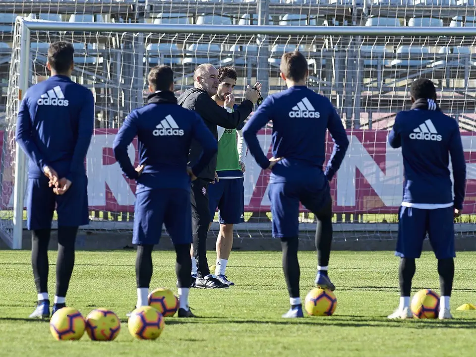 El equipo durante un entrenamiento. | Foto: Tino Gil, Real Zaragoza