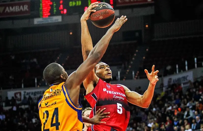 Stan Okoye, en el partido ante el Gran Canaria | Foto: Basket Zaragoza