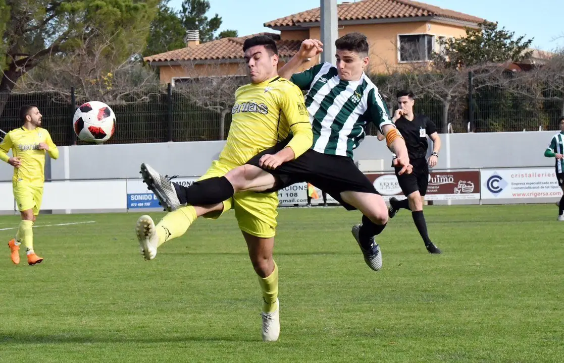 La SD Ejea en su partido ante el Peralada. I Foto: CF Peralada