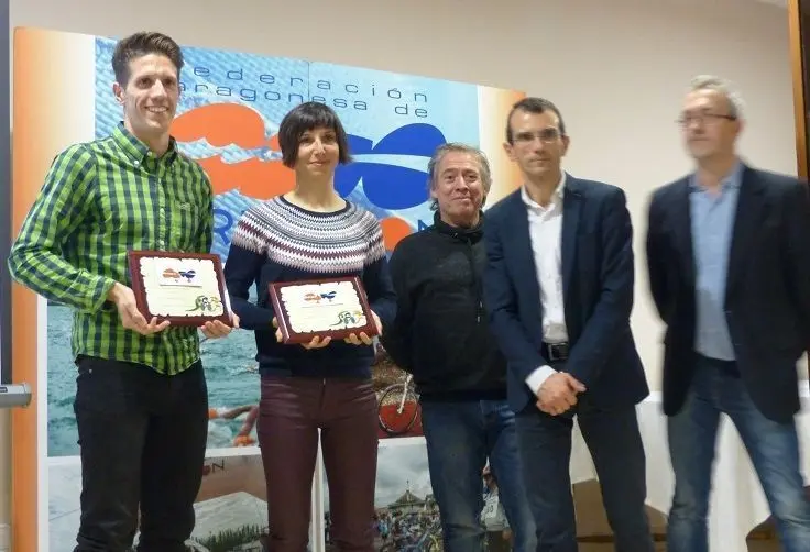 Imagen de premiados en una anterior gala de triatl&oacute;n/duatl&oacute;n en Jaca. Foto: Fatri