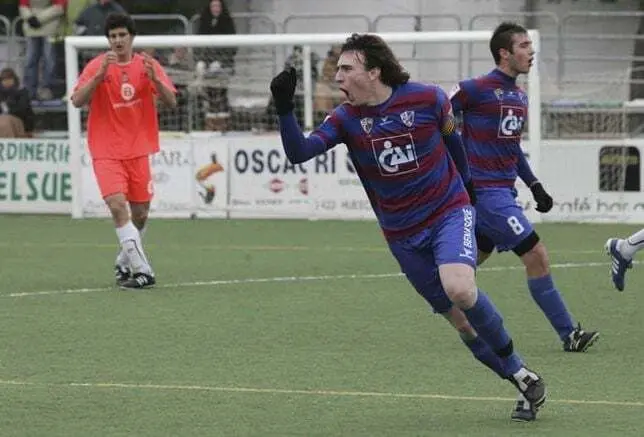 Garc&eacute;s en su etapa como jugador del Huesca. I Foto: La Tribuna de Toledo